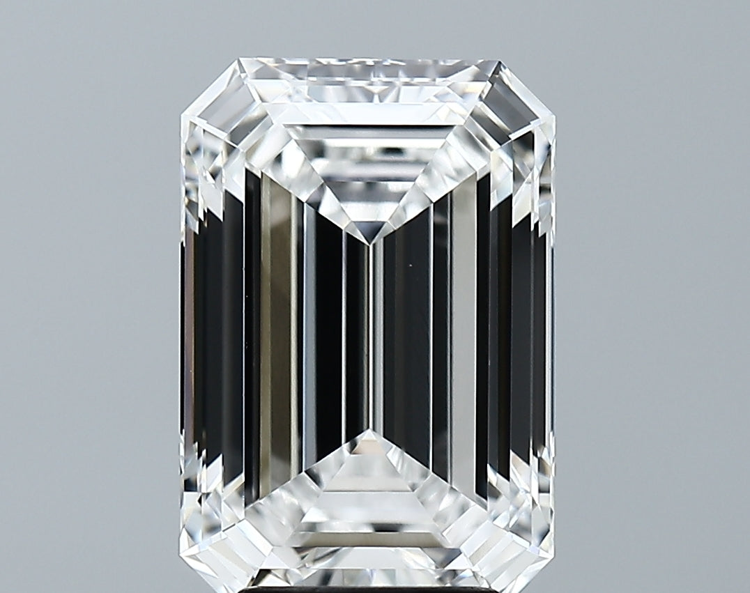 Lab-Grown 4.65 Carat Emerald Cut Diamond color E Clarity VS1 With GIA Certificate, precious stones, engagement diamonds