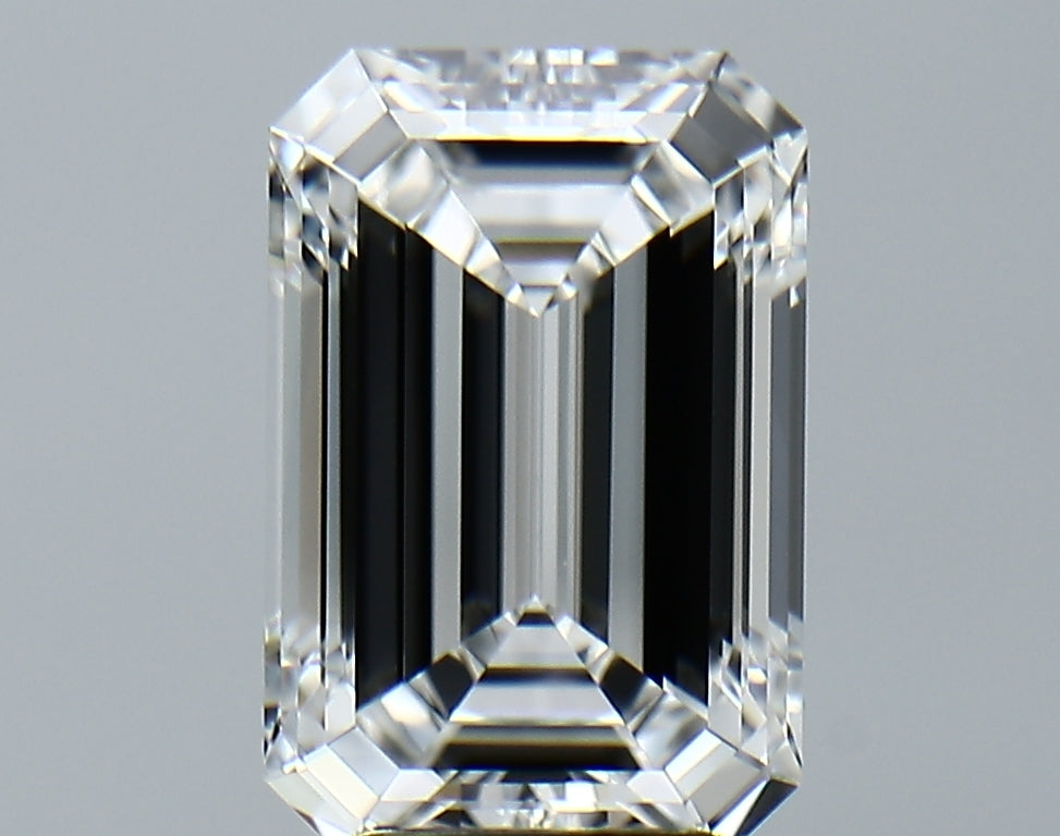 Lab-Grown 3.54 Carat Emerald Cut Diamond color E Clarity VVS2, precious stones, engagement diamonds