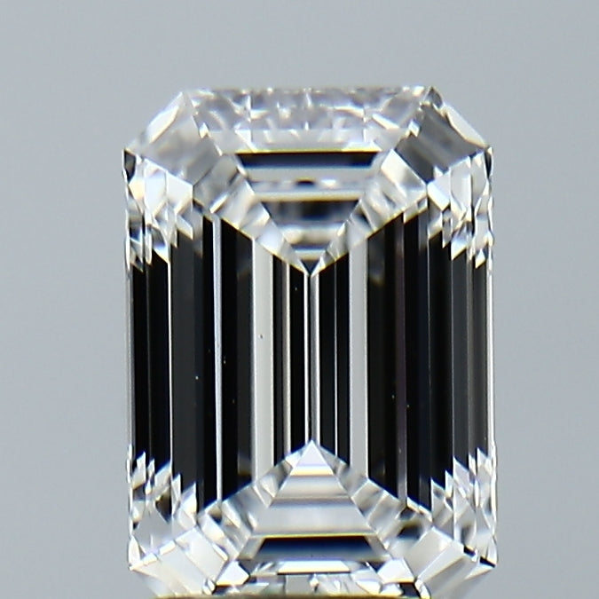 Lab-Grown 2.20 Carat Emerald Cut Diamond color E Clarity VS1, precious stones, engagement diamonds