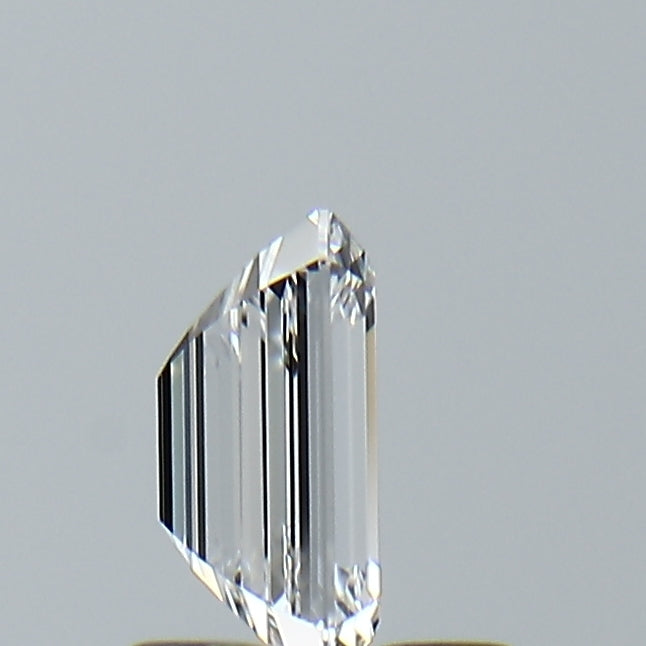 Lab-Grown 1.07 Carat Emerald Cut Diamond color D Clarity VVS2, precious stones, engagement diamonds