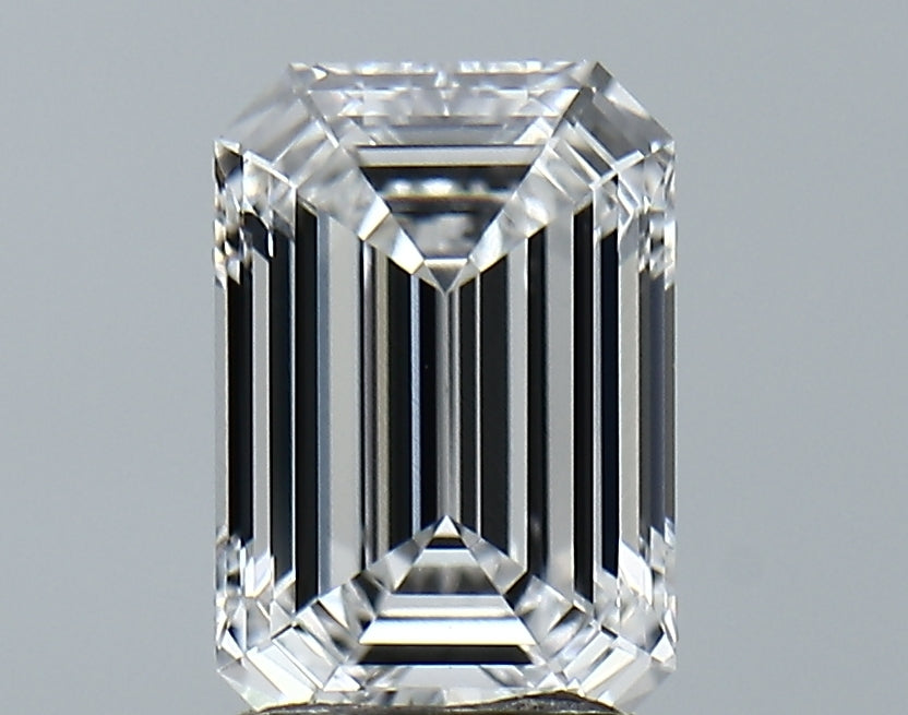 Lab-Grown 2.13 Carat Emerald Cut Diamond color E Clarity VS1 With GIA Certificate, precious stones, engagement diamonds