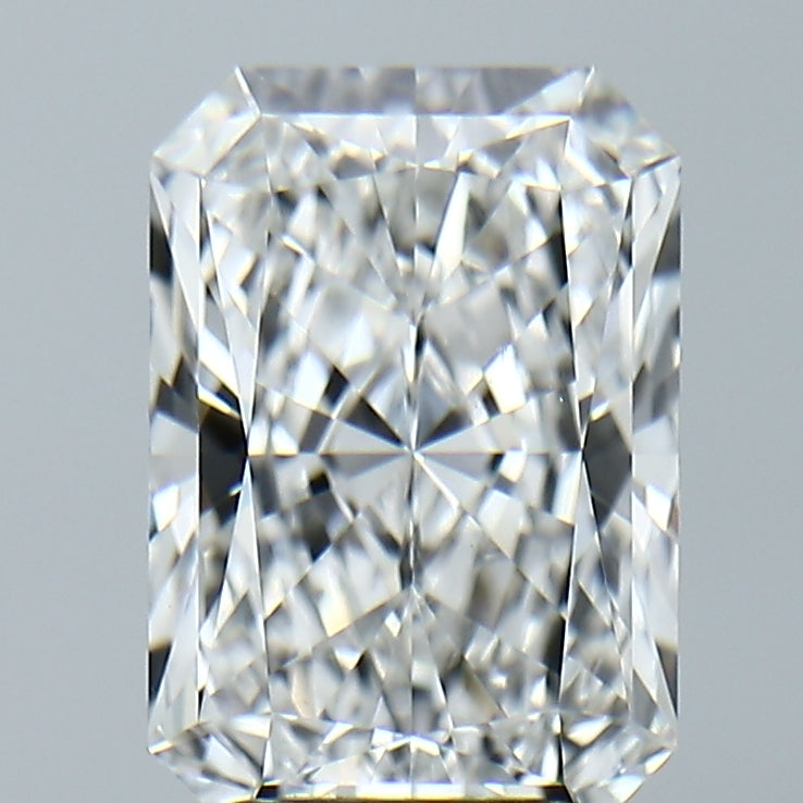 Lab-Grown 3.24 Carat Radiant Cut Diamond color E Clarity VVS2, precious stones, engagement diamonds