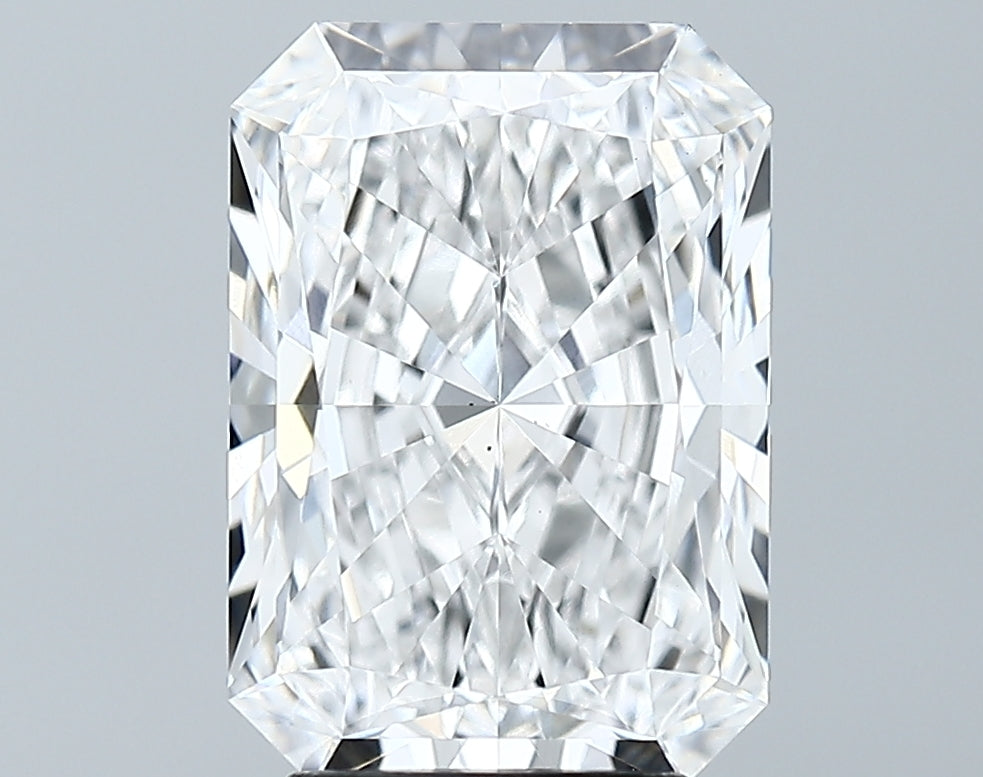 Lab-Grown 3.76 Carat Radiant Cut Diamond color E Clarity VVS2 With GIA Certificate, precious stones, engagement diamonds