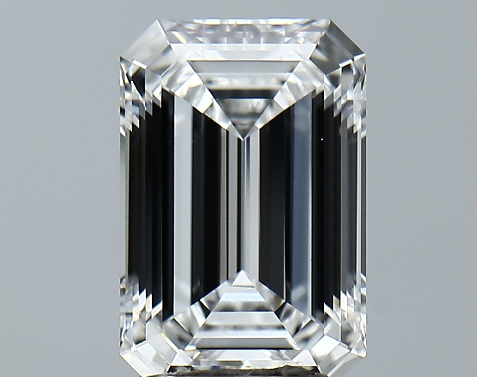 Lab-Grown 3.18 Carat Emerald Cut Diamond color E Clarity VVS2, precious stones, engagement diamonds