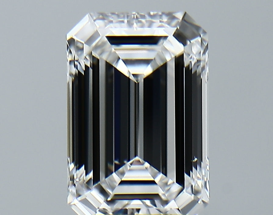 Lab-Grown 3.04 Carat Emerald Cut Diamond color E Clarity VVS1, precious stones, engagement diamonds