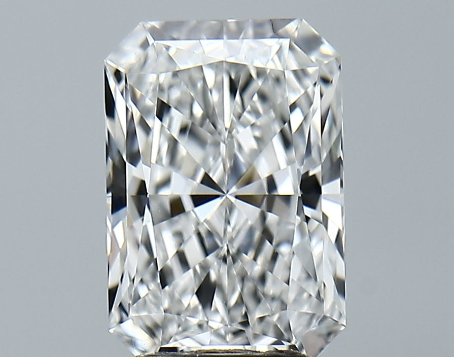 Lab-Grown 2.77 Carat Radiant Cut Diamond color E Clarity VS1 With GIA Certificate, precious stones, engagement diamonds