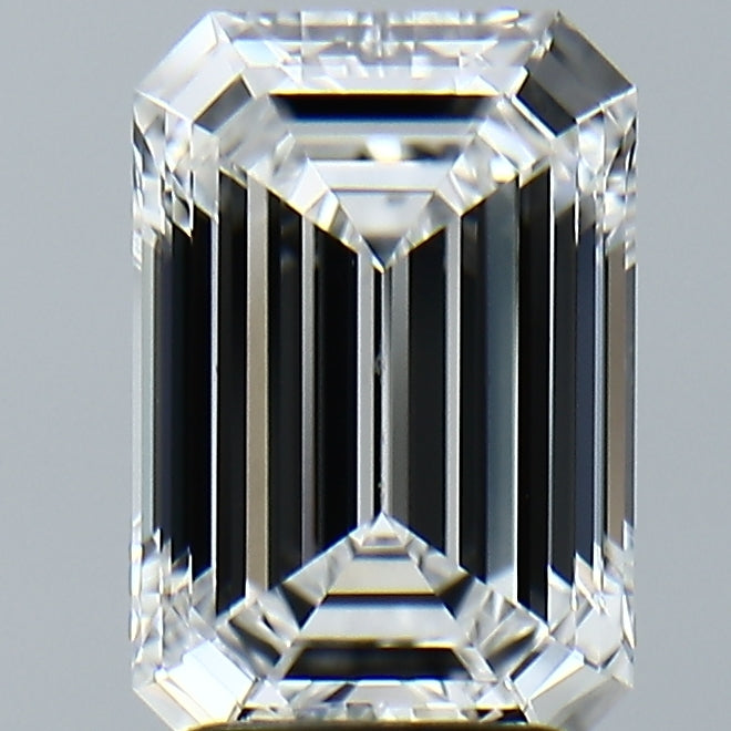 Lab-Grown 2.83 Carat Emerald Cut Diamond color E Clarity VVS2, precious stones, engagement diamonds