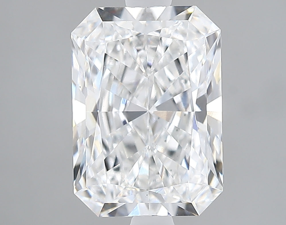 Lab-Grown 2.57 Carat Radiant Cut Diamond color E Clarity VS2 With GIA Certificate, precious stones, engagement diamonds