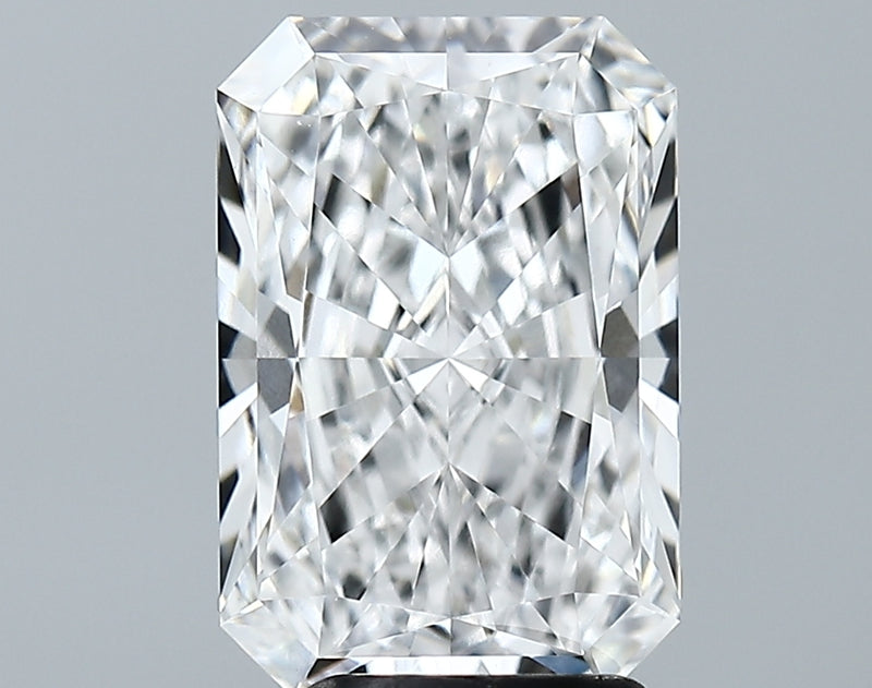 Lab-Grown 3.76 Carat Radiant Cut Diamond color E Clarity VVS2 With GIA Certificate, precious stones, engagement diamonds