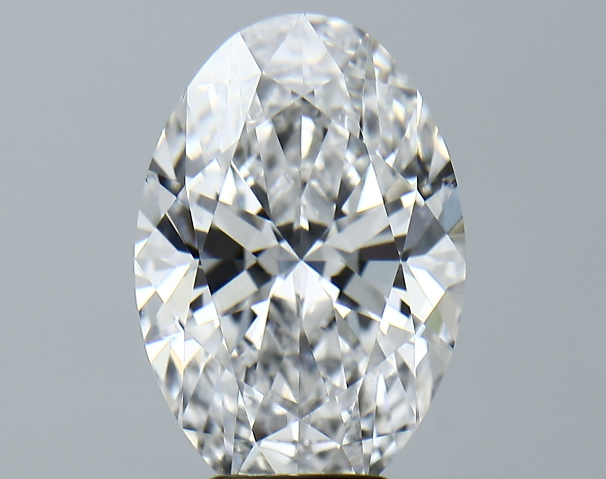 Lab-Grown 5.33 Carat Oval Shape Diamond color E Clarity VVS2 With GIA Certificate, precious stones, engagement diamonds