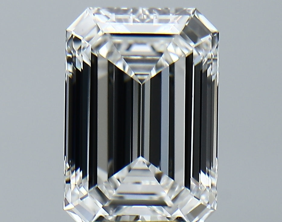 Lab-Grown 3.86 Carat Emerald Cut Diamond color E Clarity VVS2, precious stones, engagement diamonds