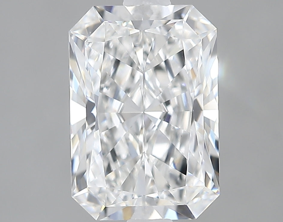 Lab-Grown 2.08 Carat Radiant Cut Diamond color E Clarity VVS2, precious stones, engagement diamonds