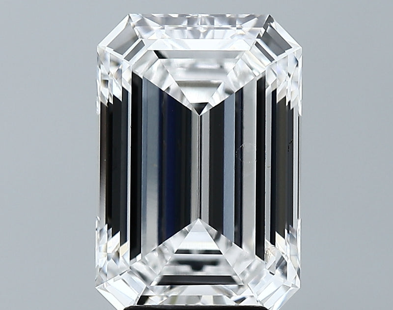 Lab-Grown 4.62 Carat Emerald Cut Diamond color E Clarity VS1 With GIA Certificate, precious stones, engagement diamonds