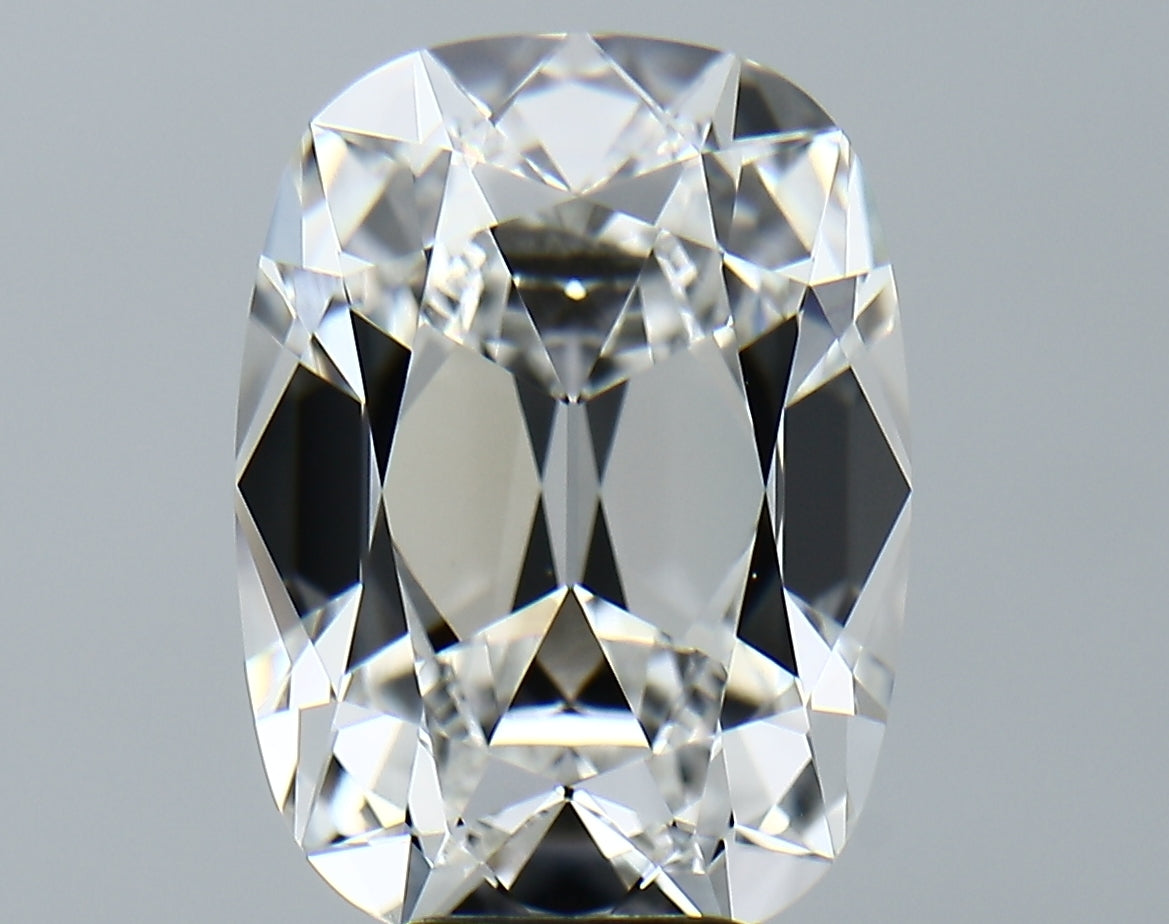 Lab-Grown 7.04 Carat Antique Cushion Cut Diamond color E Clarity VVS2, precious stones, engagement diamonds