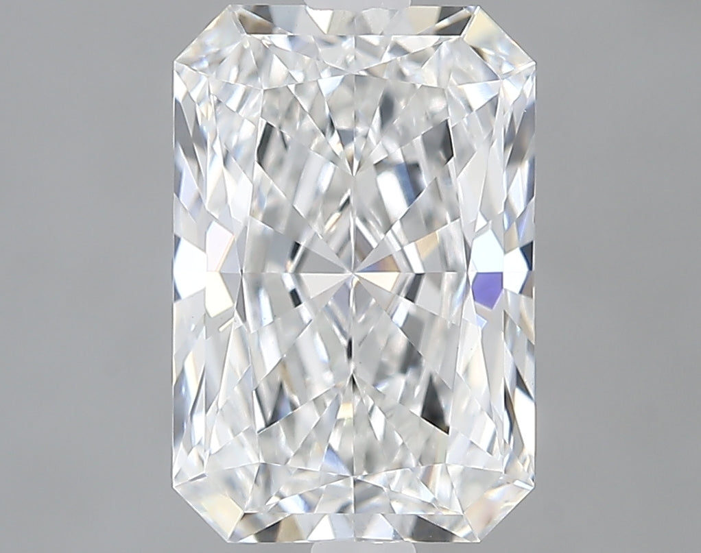 Lab-Grown 2.50 Carat Radiant Cut Diamond color E Clarity VVS2, precious stones, engagement diamonds
