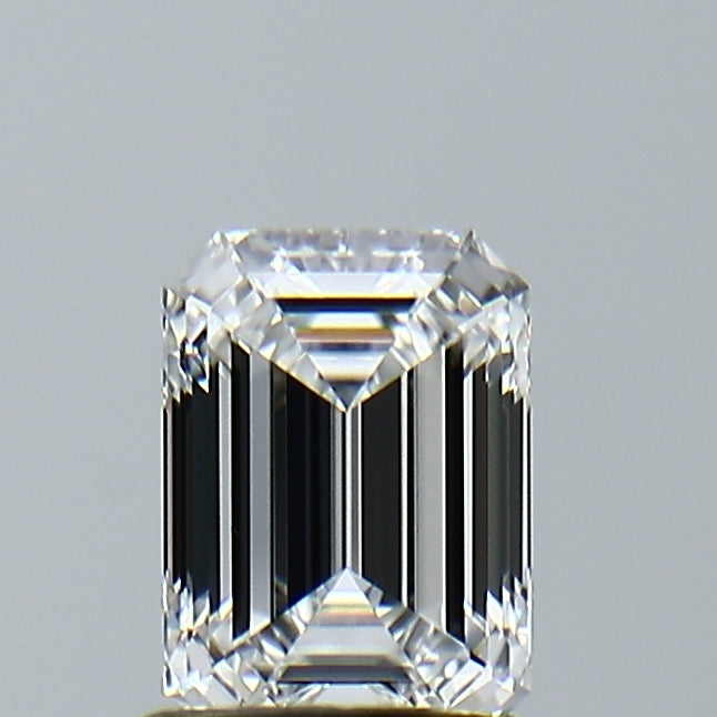 Lab-Grown 1.08 Carat Emerald Cut Diamond color D Clarity VVS2, precious stones, engagement diamonds