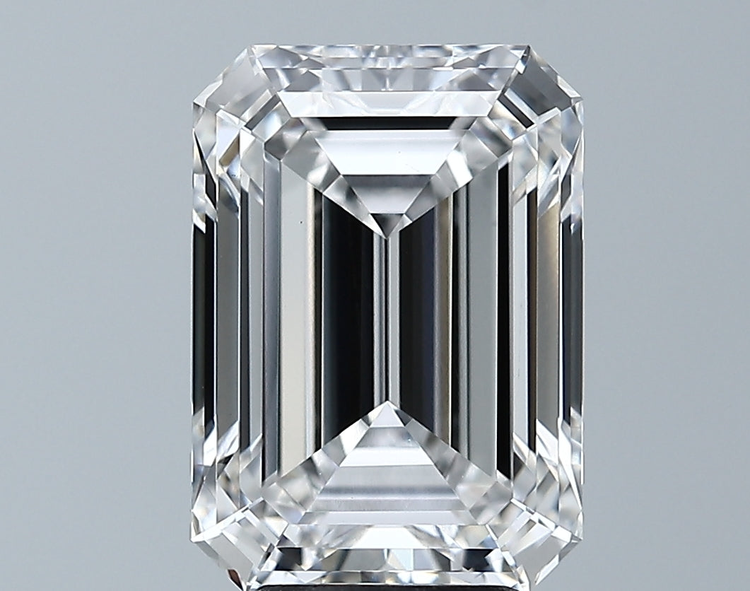 Lab-Grown 5.21 Carat Emerald Cut Diamond color E Clarity VS1 With GIA Certificate, precious stones, engagement diamonds