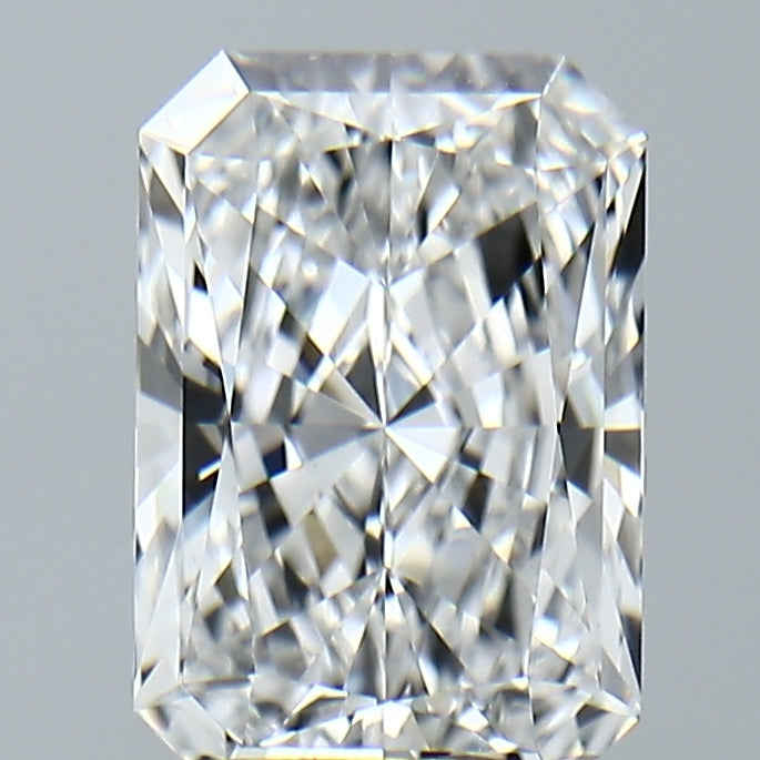 Lab-Grown 2.73 Carat Radiant Cut Diamond color E Clarity VS1, precious stones, engagement diamonds