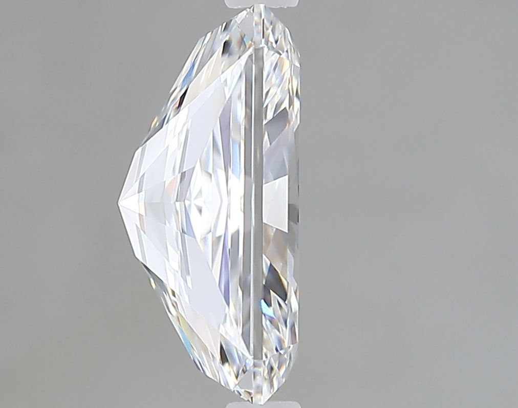 Lab-Grown 2.58 Carat Radiant Cut Diamond color E Clarity VS1 With GIA Certificate, precious stones, engagement diamonds