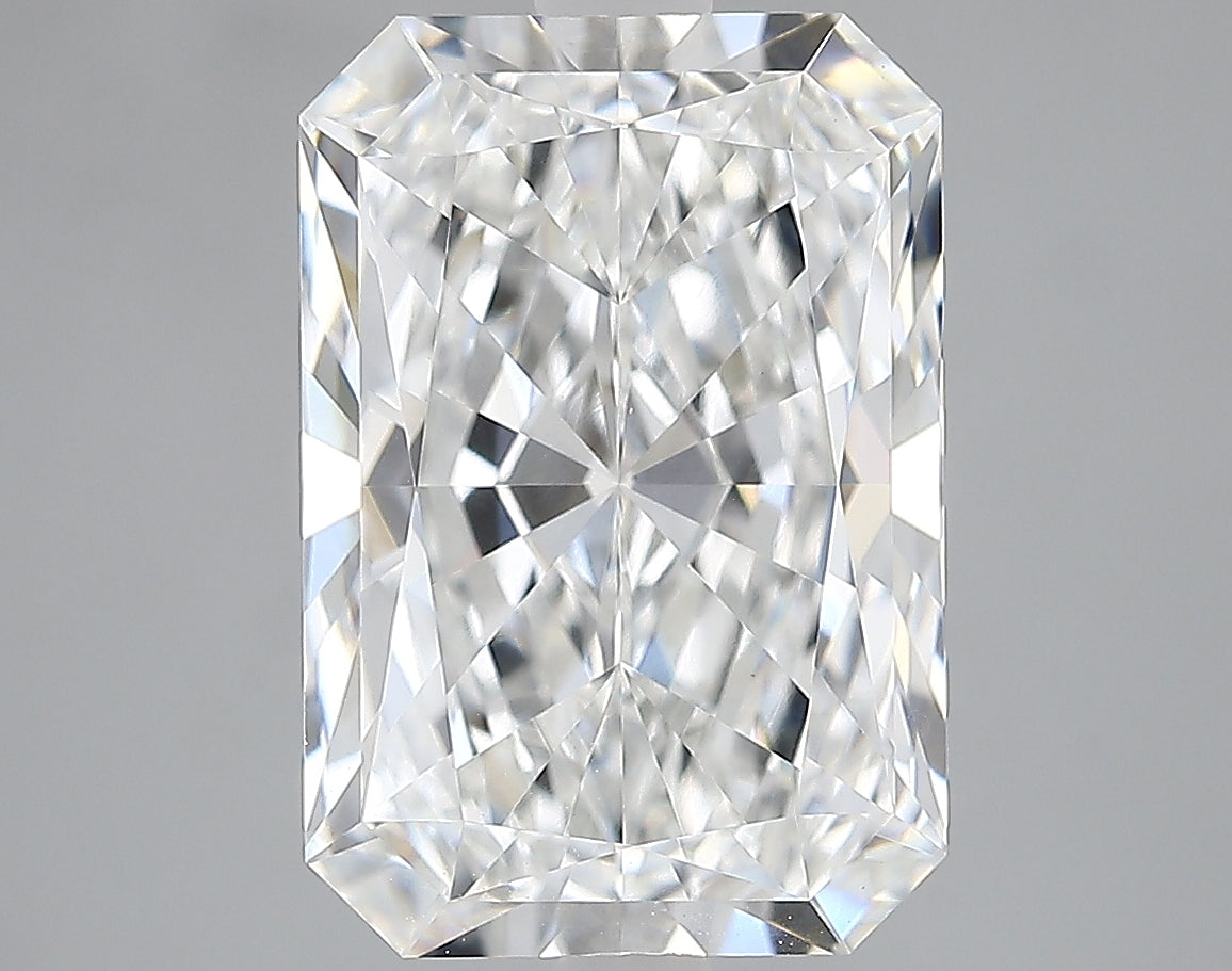 Lab-Grown 3.79 Carat Radiant Cut Diamond color E Clarity VVS2, precious stones, engagement diamonds