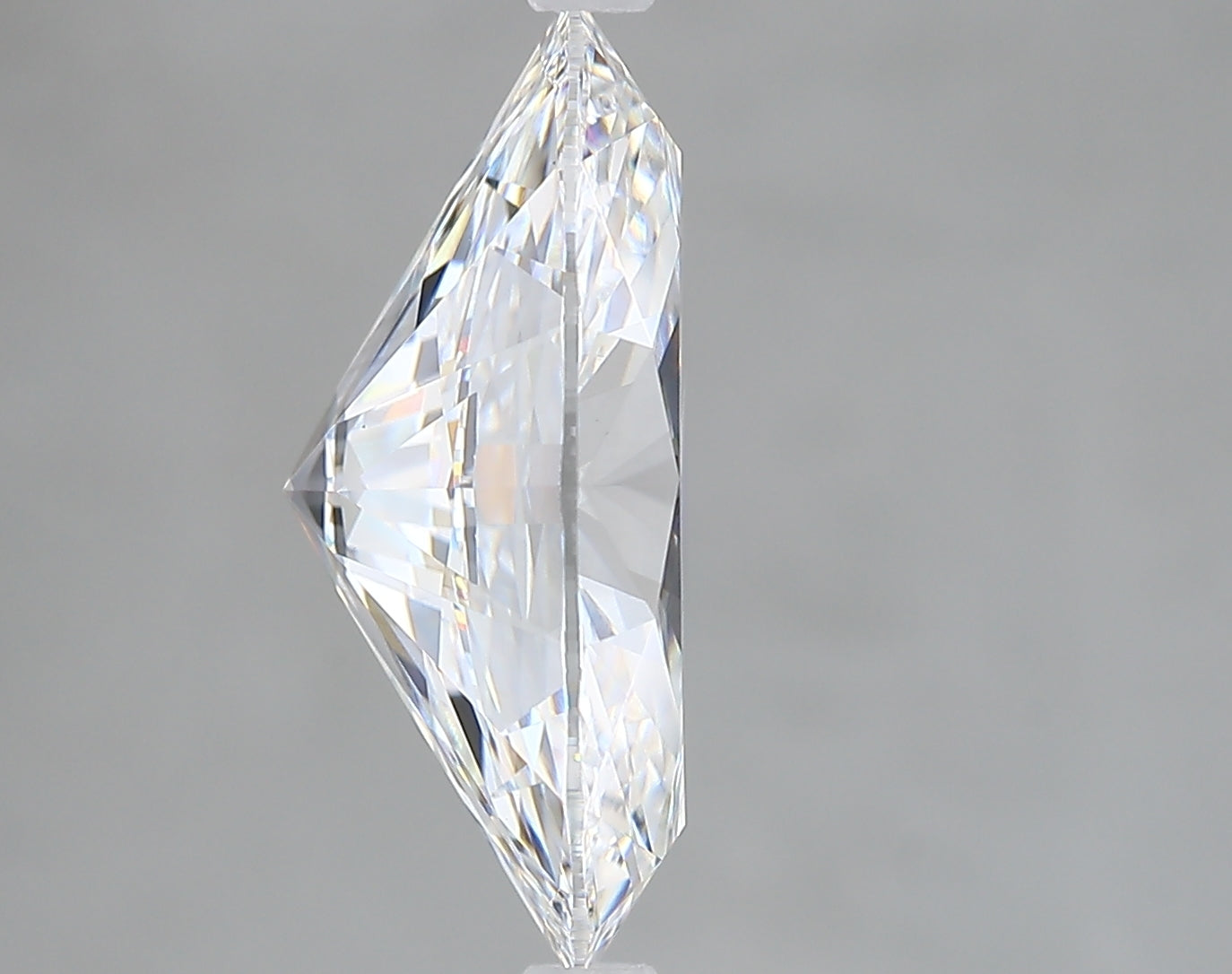 Lab-Grown 4.51 Carat Oval Shape Diamond color E Clarity VS2, precious stones, engagement diamonds