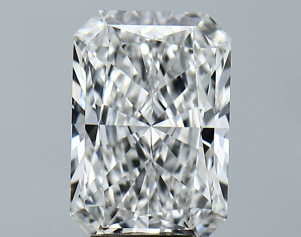 Lab-Grown 4.06 Carat Radiant Cut Diamond color E Clarity VVS2, precious stones, engagement diamonds