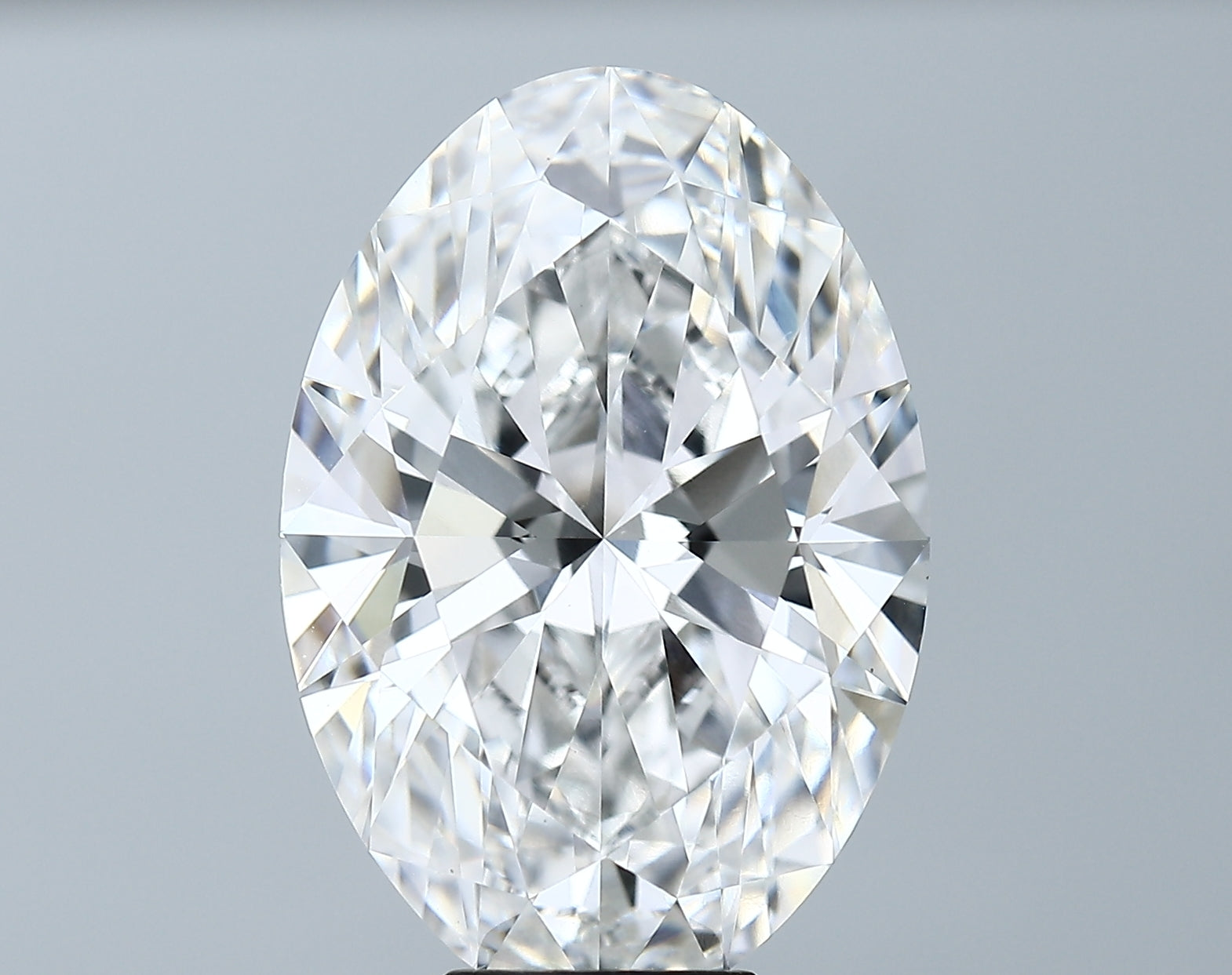 Lab-Grown 9.02 Carat Oval Shape Diamond color E Clarity VS1 With GIA Certificate, precious stones, engagement diamonds