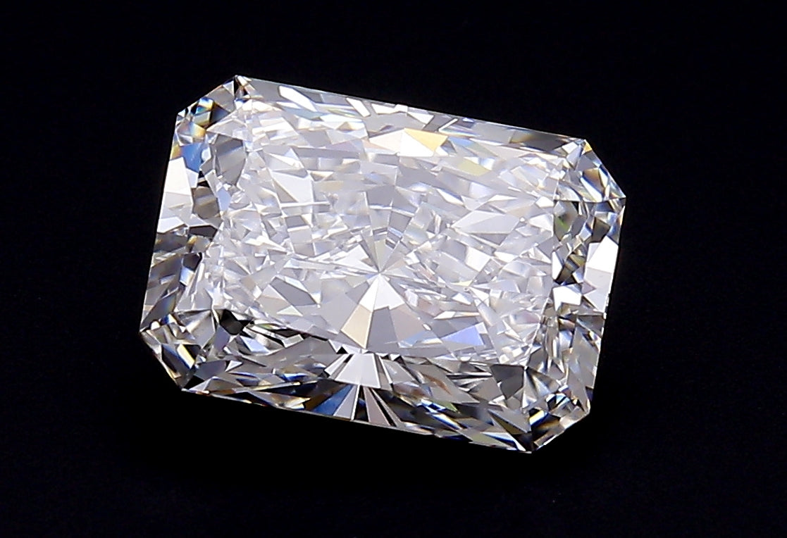 Lab-Grown 5.32 Carat Radiant Cut Diamond color F Clarity VS2 With GIA Certificate, precious stones, engagement diamonds