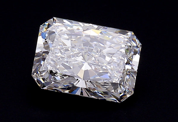 Lab-Grown 5.32 Carat Radiant Cut Diamond color F Clarity VS2 With GIA Certificate, precious stones, engagement diamonds