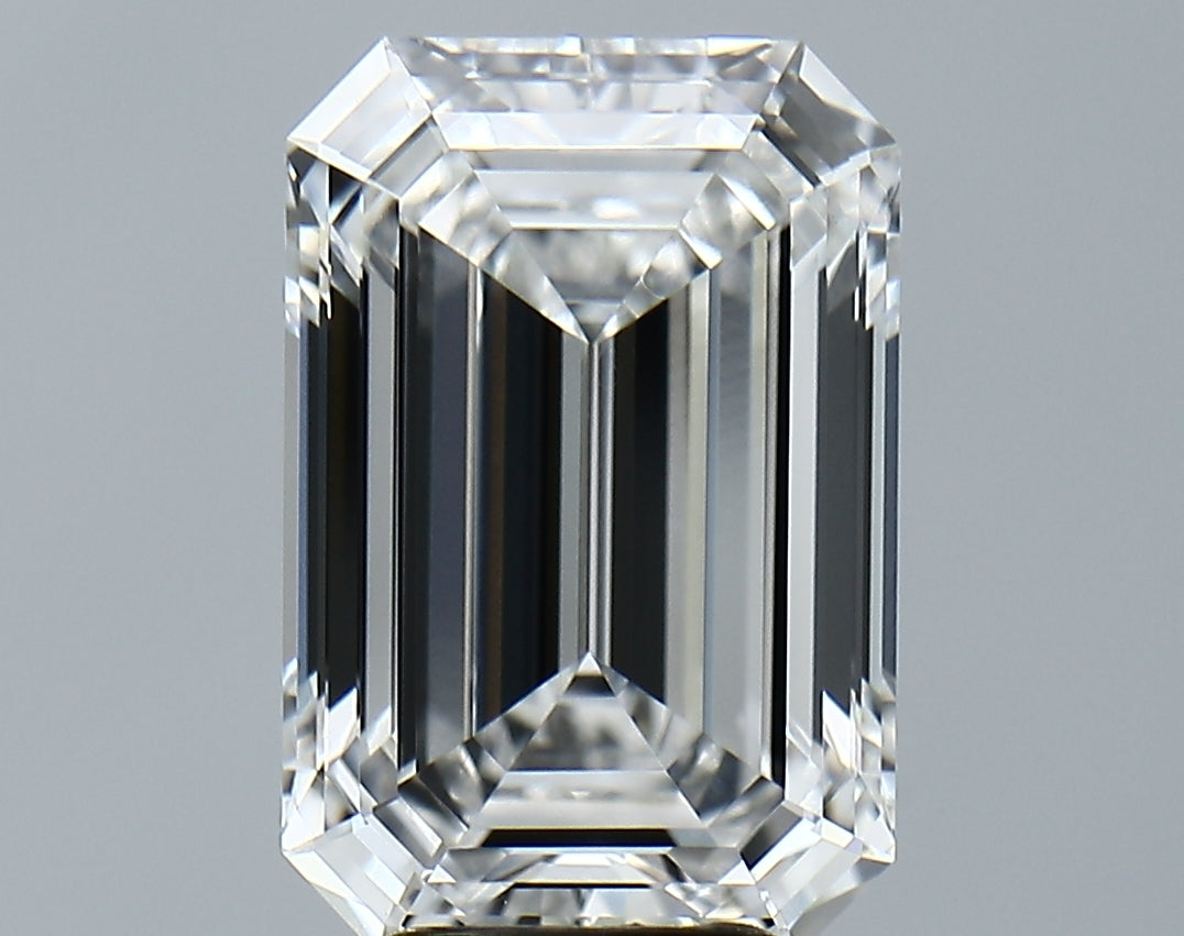 Lab-Grown 5.12 Carat Emerald Cut Diamond color E Clarity VVS2, precious stones, engagement diamonds