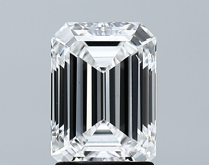 Lab-Grown 2.02 Carat Emerald Cut Diamond color E Clarity SI1 With GIA Certificate, precious stones, engagement diamonds