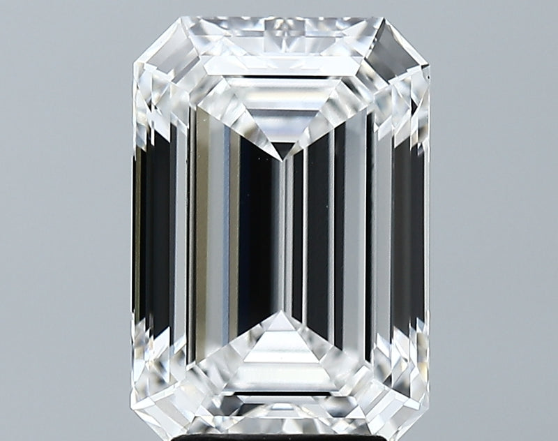 Lab-Grown 4.37 Carat Emerald Cut Diamond color E Clarity VS1 With GIA Certificate, precious stones, engagement diamonds