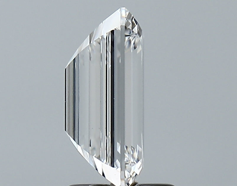 Lab-Grown 2.09 Carat Emerald Cut Diamond color D Clarity VS1, precious stones, engagement diamonds