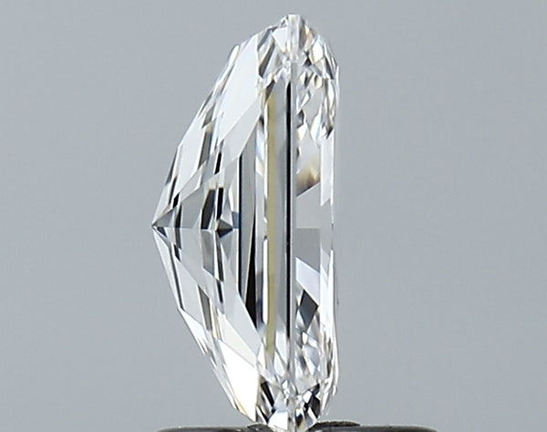 Lab-Grown 1.33 Carat Radiant Cut Diamond color E Clarity VVS2 With GIA Certificate, precious stones, engagement diamonds