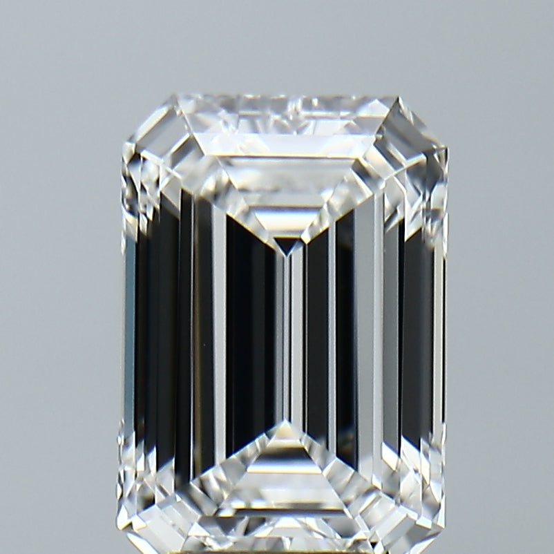 Lab-Grown 3.20 Carat Emerald Cut Diamond color E Clarity VVS2, precious stones, engagement diamonds