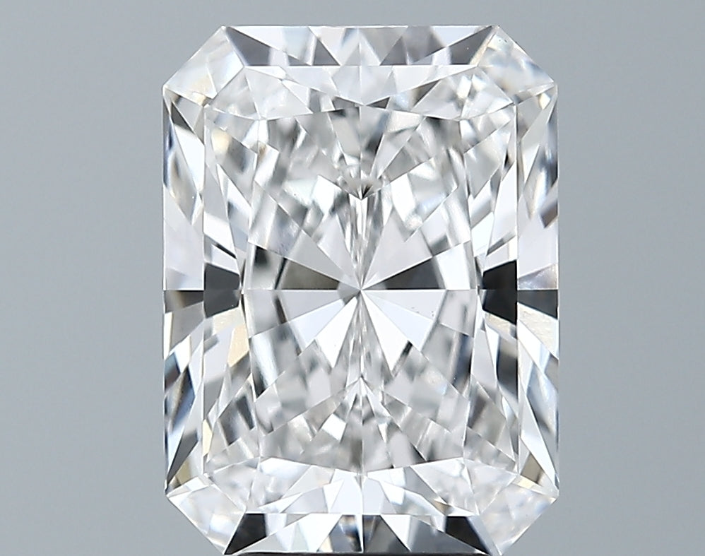Lab-Grown 4.61 Carat Radiant Cut Diamond color F Clarity VVS2 With GIA Certificate, precious stones, engagement diamonds