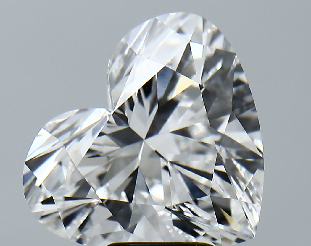 Lab-Grown 6.43 Carat Heart Shape Diamond color E Clarity VVS2 With GIA Certificate, precious stones, engagement diamonds