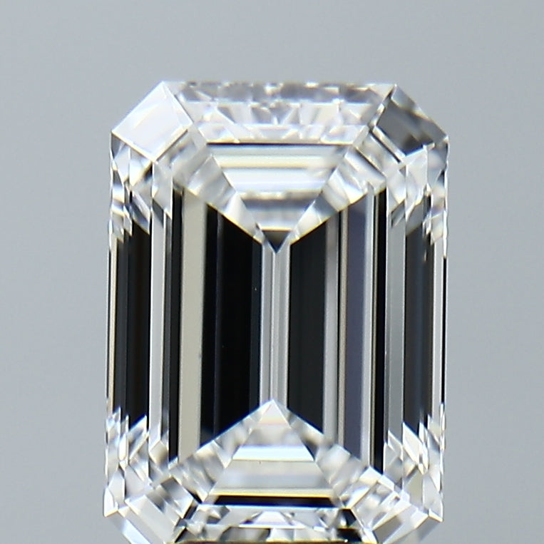 Lab-Grown 3.20 Carat Emerald Cut Diamond color E Clarity VVS2, precious stones, engagement diamonds