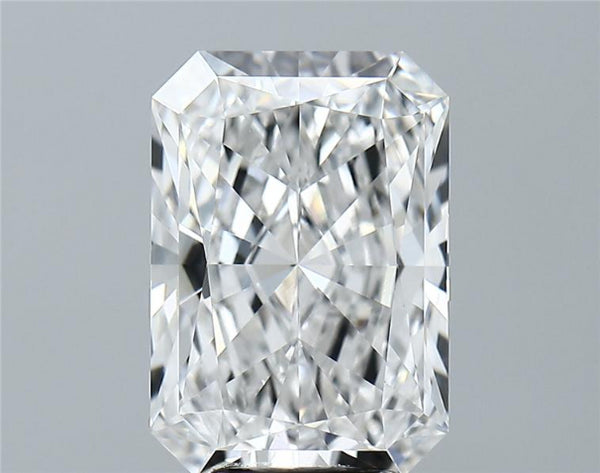 Lab-Grown 4.58 Carat Radiant Cut Diamond color E Clarity VVS2 With GIA Certificate, precious stones, engagement diamonds