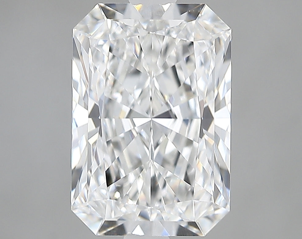 Lab-Grown 2.41 Carat Radiant Cut Diamond color E Clarity VVS2, precious stones, engagement diamonds
