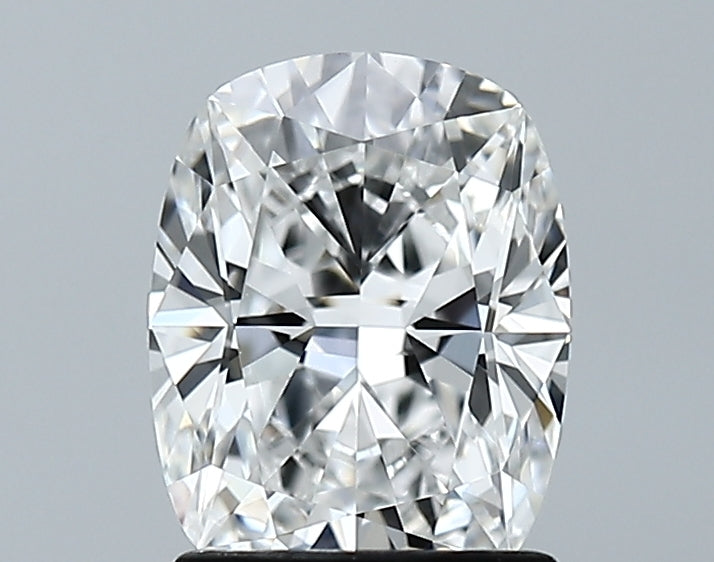 Lab-Grown 1.50 Carat Cushion Brilliant Diamond color E Clarity VVS2 With GIA Certificate, precious stones, engagement diamonds
