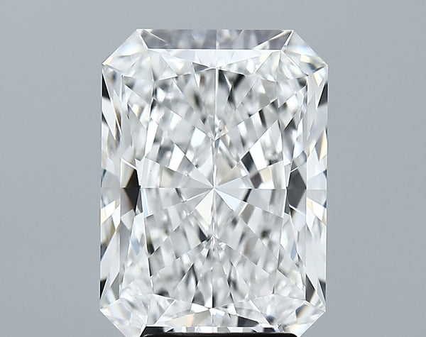 Lab-Grown 4.61 Carat Radiant Cut Diamond color E Clarity VVS2 With GIA Certificate, precious stones, engagement diamonds