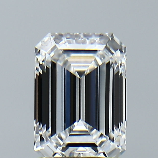 Lab-Grown 1.56 Carat Emerald Cut Diamond color E Clarity VVS2, precious stones, engagement diamonds