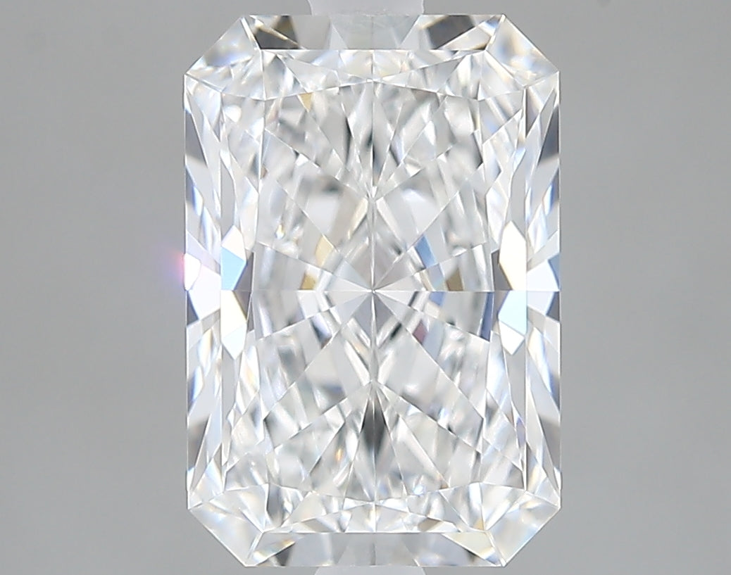 Lab-Grown 2.60 Carat Radiant Cut Diamond color F Clarity VVS2 With GIA Certificate, precious stones, engagement diamonds