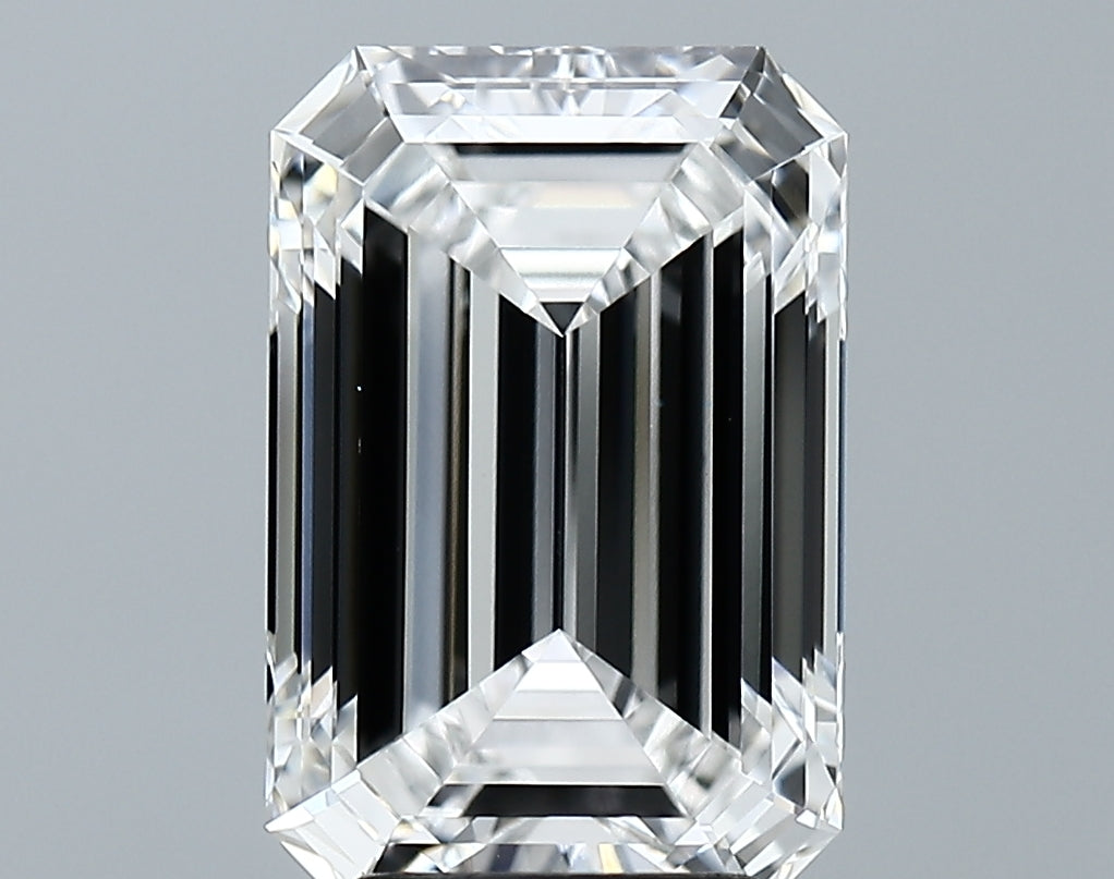 Lab-Grown 4.62 Carat Emerald Cut Diamond color E Clarity VVS2 With GIA Certificate, precious stones, engagement diamonds