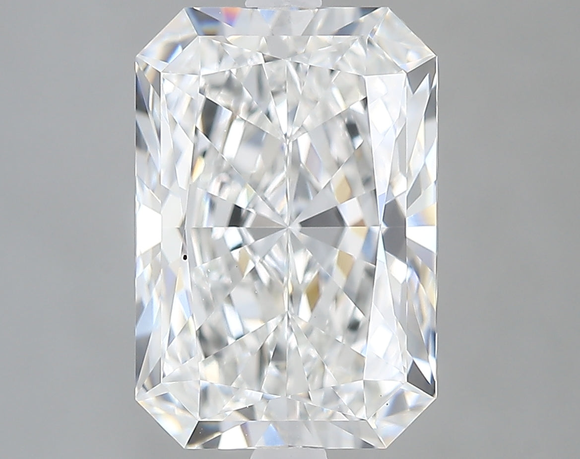Lab-Grown 3.87 Carat Radiant Cut Diamond color E Clarity VVS2, precious stones, engagement diamonds