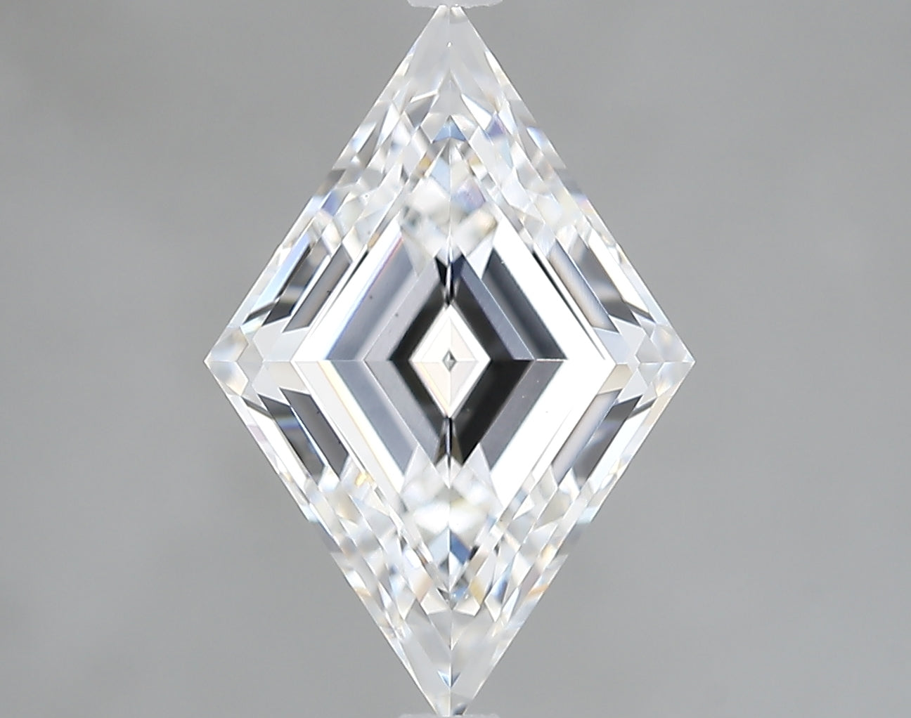 Lab-Grown 2.72 Carat Lozenge Step Cut Diamond color E Clarity VS1 With GIA Certificate, precious stones, engagement diamonds
