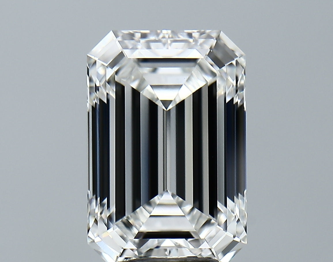 Lab-Grown 5.19 Carat Emerald Cut Diamond color E Clarity VVS2, precious stones, engagement diamonds