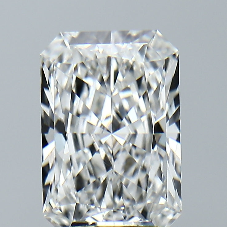 Lab-Grown 2.66 Carat Radiant Cut Diamond color E Clarity VVS1, precious stones, engagement diamonds