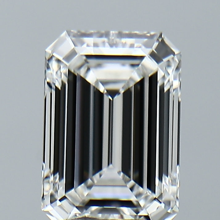 Lab-Grown 2.59 Carat Emerald Cut Diamond color E Clarity VVS2, precious stones, engagement diamonds